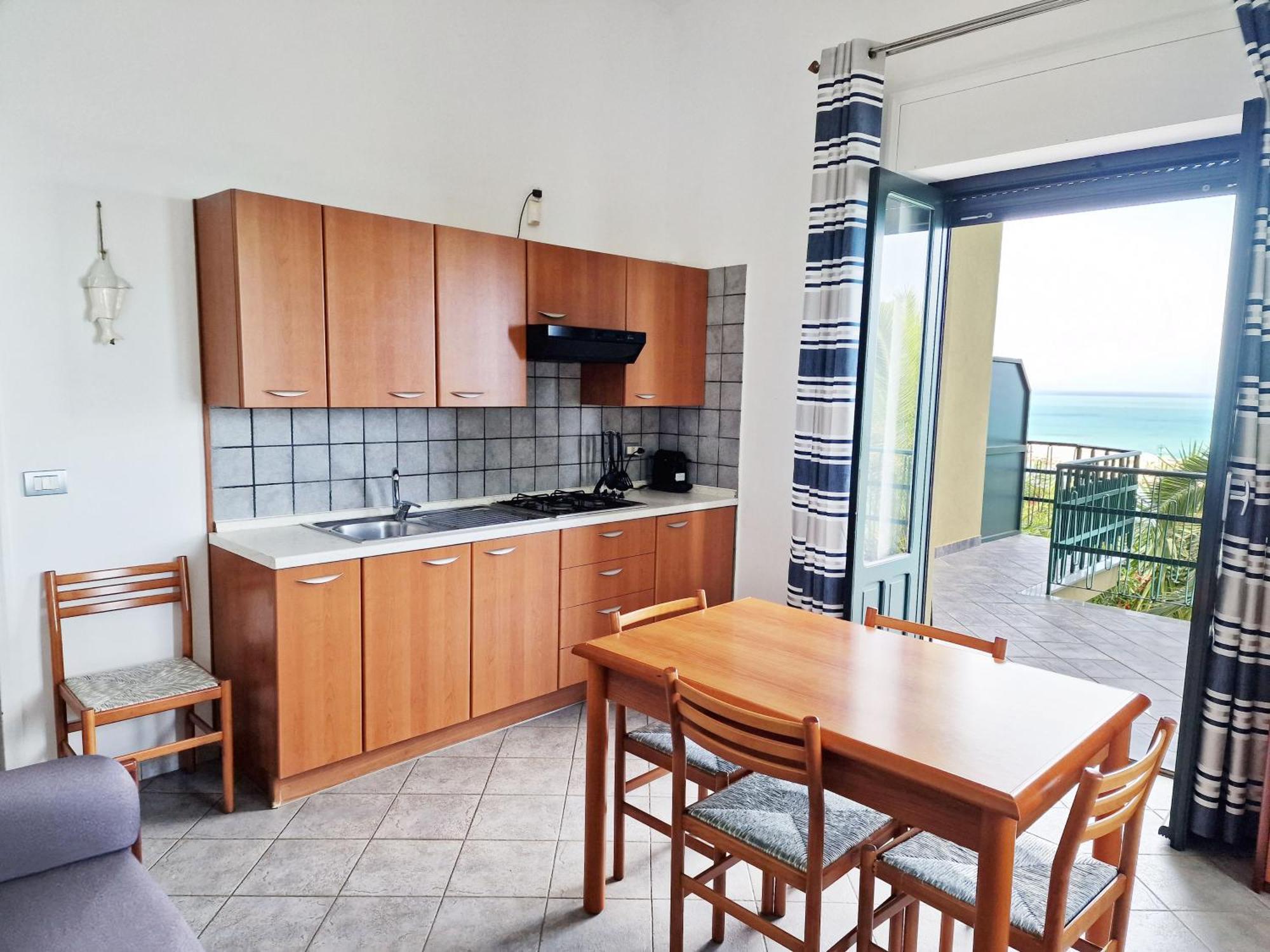 Villa Anita Apartments Aparthotel 4*