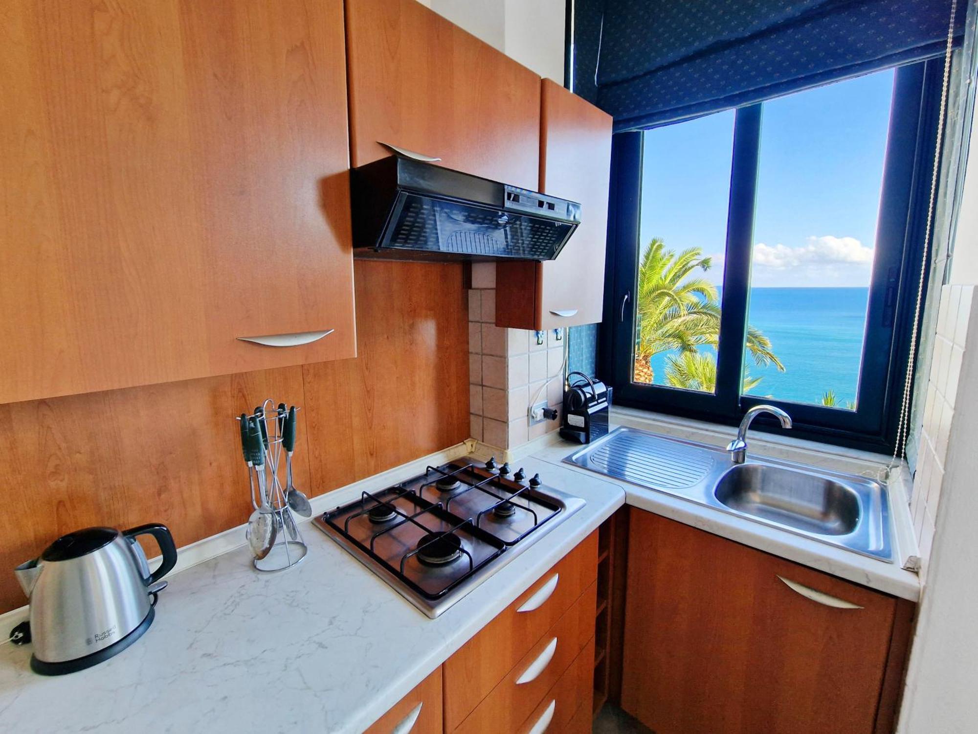 Villa Anita Apartments 4*
