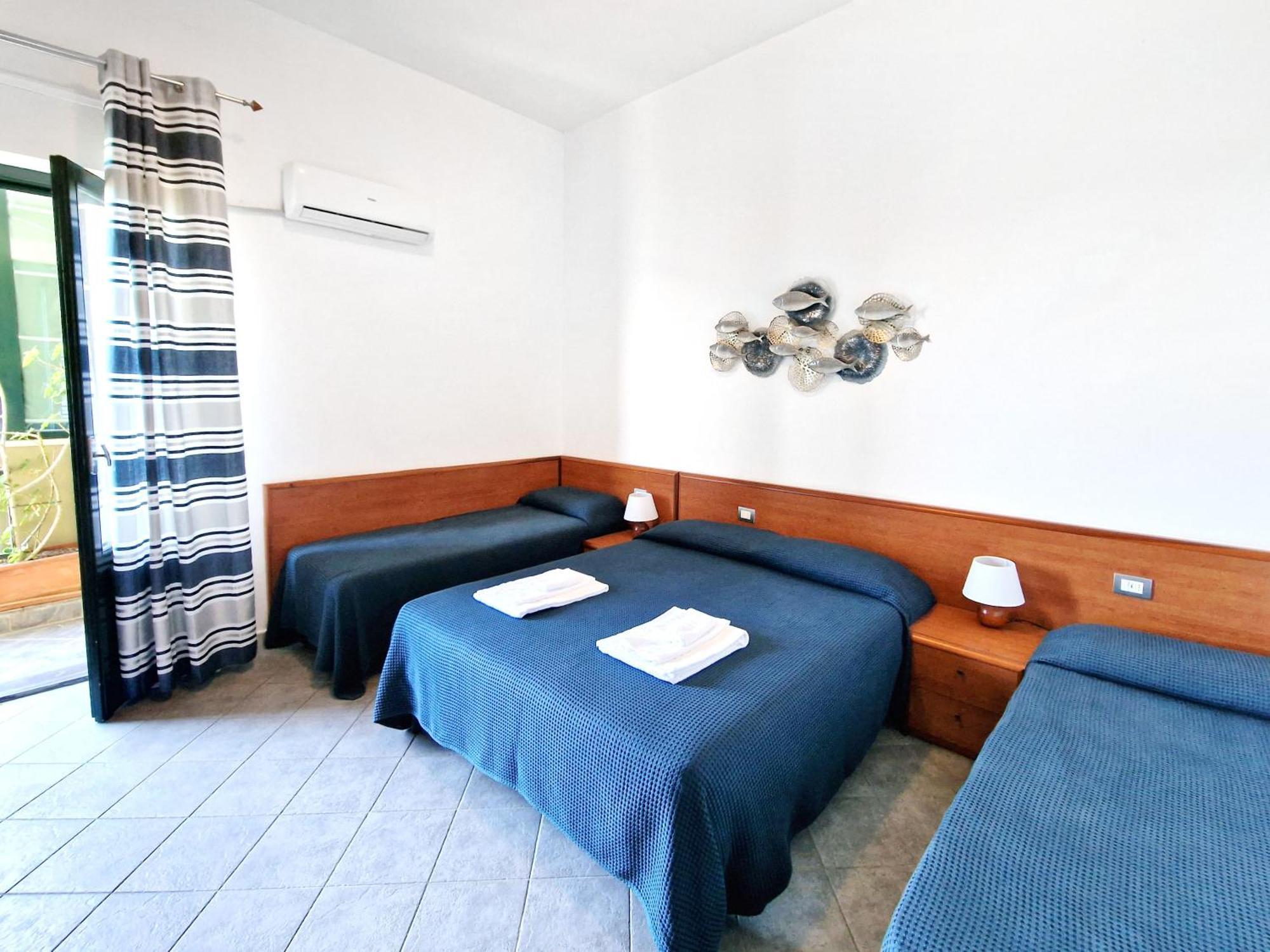 Aparthotel Anita 4*