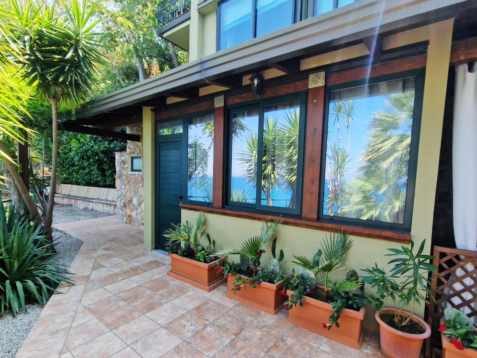 Aparthotel Villa Anita Apartments