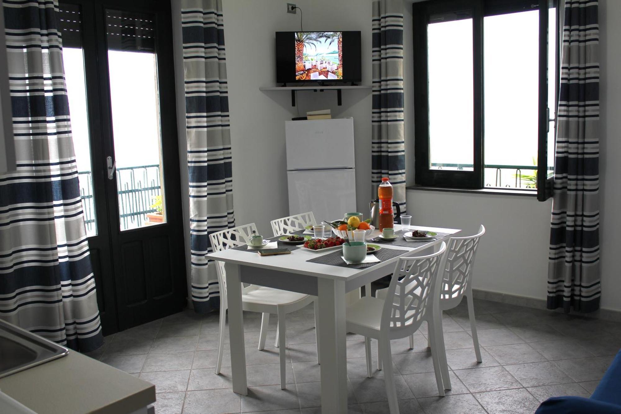 Villa Anita Apartments Capo d'Orlando